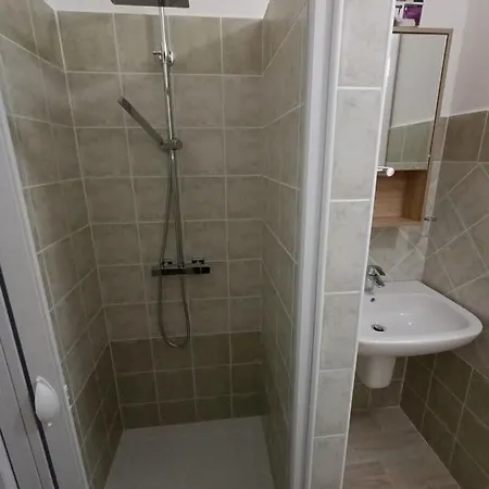 Diletta M 칼라리베로토