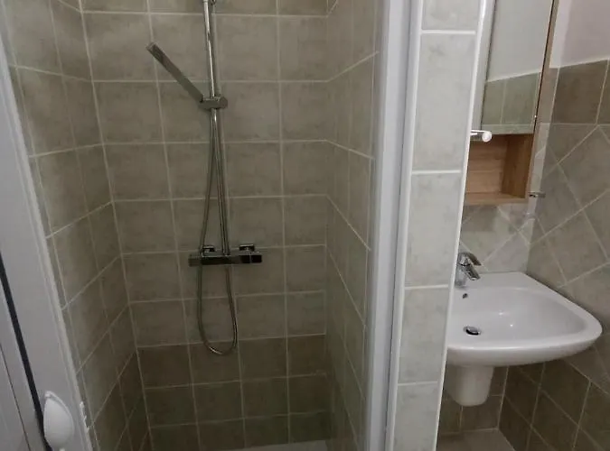 Diletta M كالا ليبيروتو